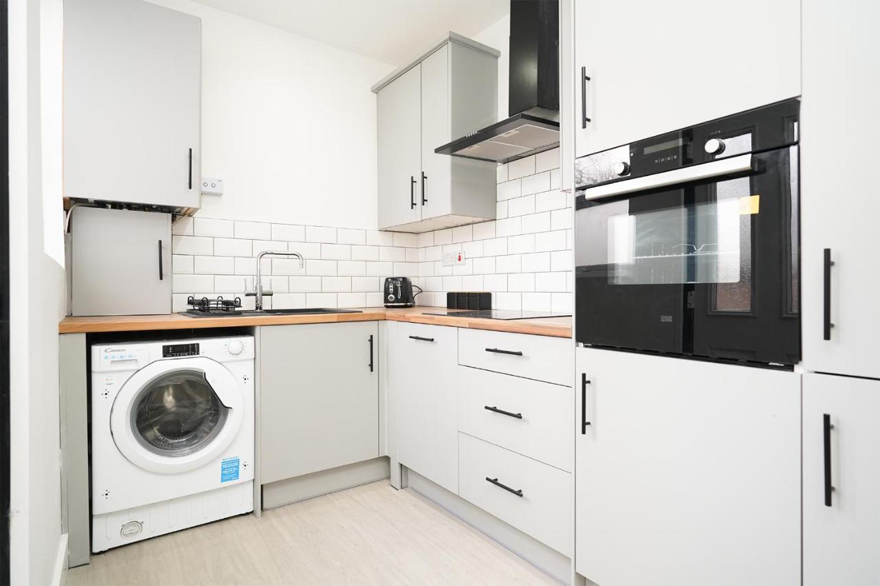 Charlotte House, Entire Private House, Close To City Centre, Wifi Sheffield Exterior foto